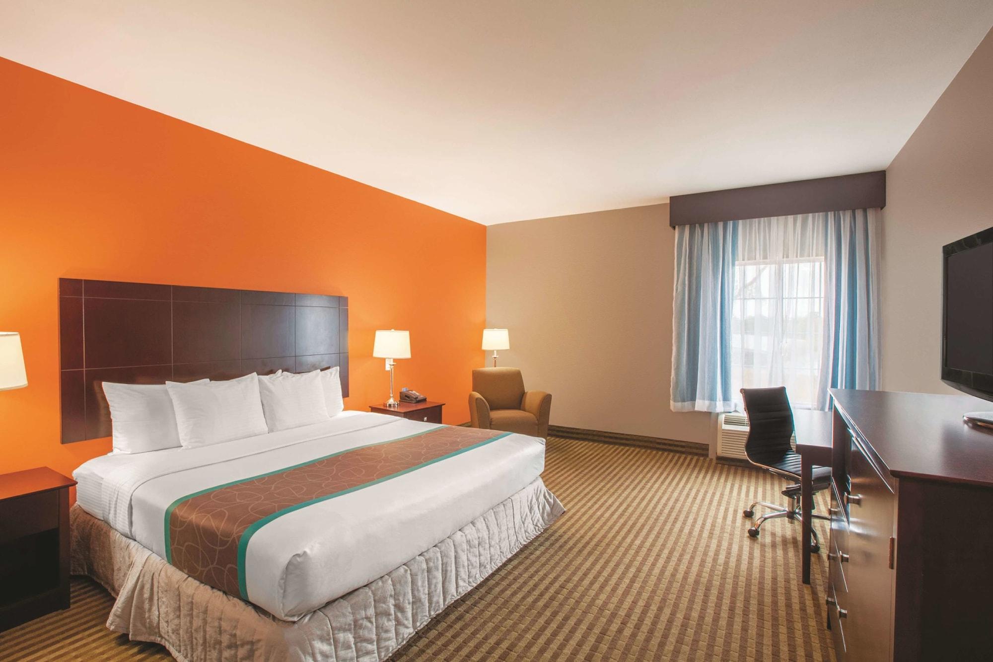 La Quinta By Wyndham Houston Iah Bush Intl Airport E Hotel Humble Bagian luar foto