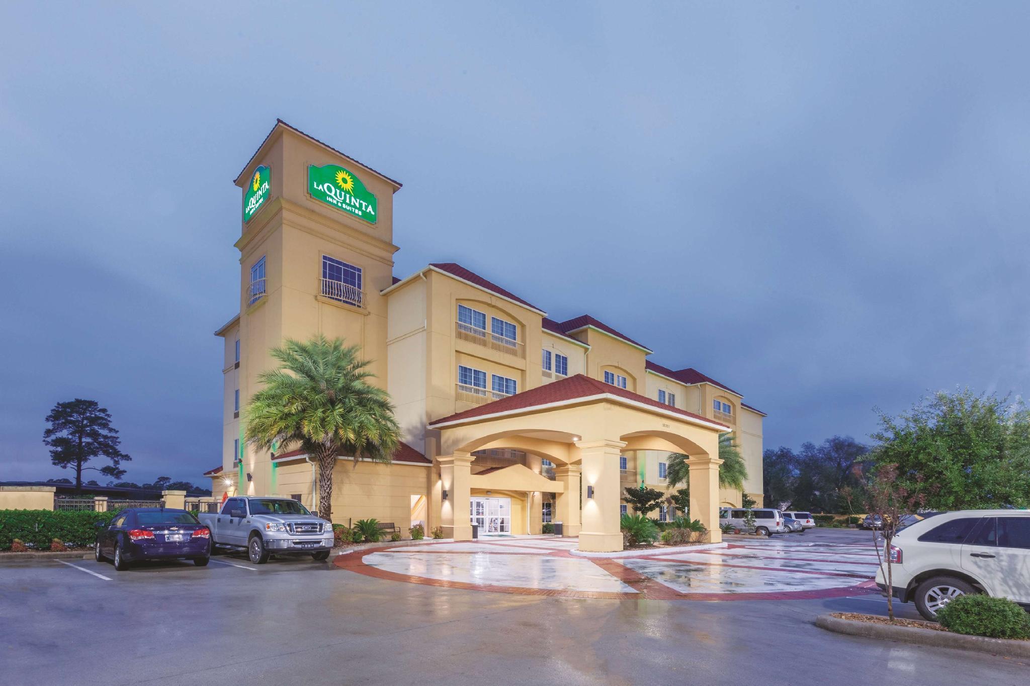La Quinta By Wyndham Houston Iah Bush Intl Airport E Hotel Humble Bagian luar foto