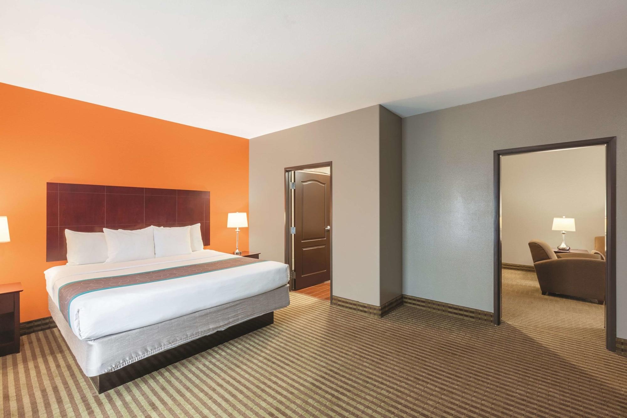 La Quinta By Wyndham Houston Iah Bush Intl Airport E Hotel Humble Bagian luar foto